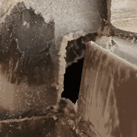 gif-bild på aeroseal som tätar ett hål.